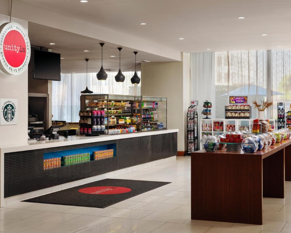 Hyatt Regency Los Angeles International Airport
